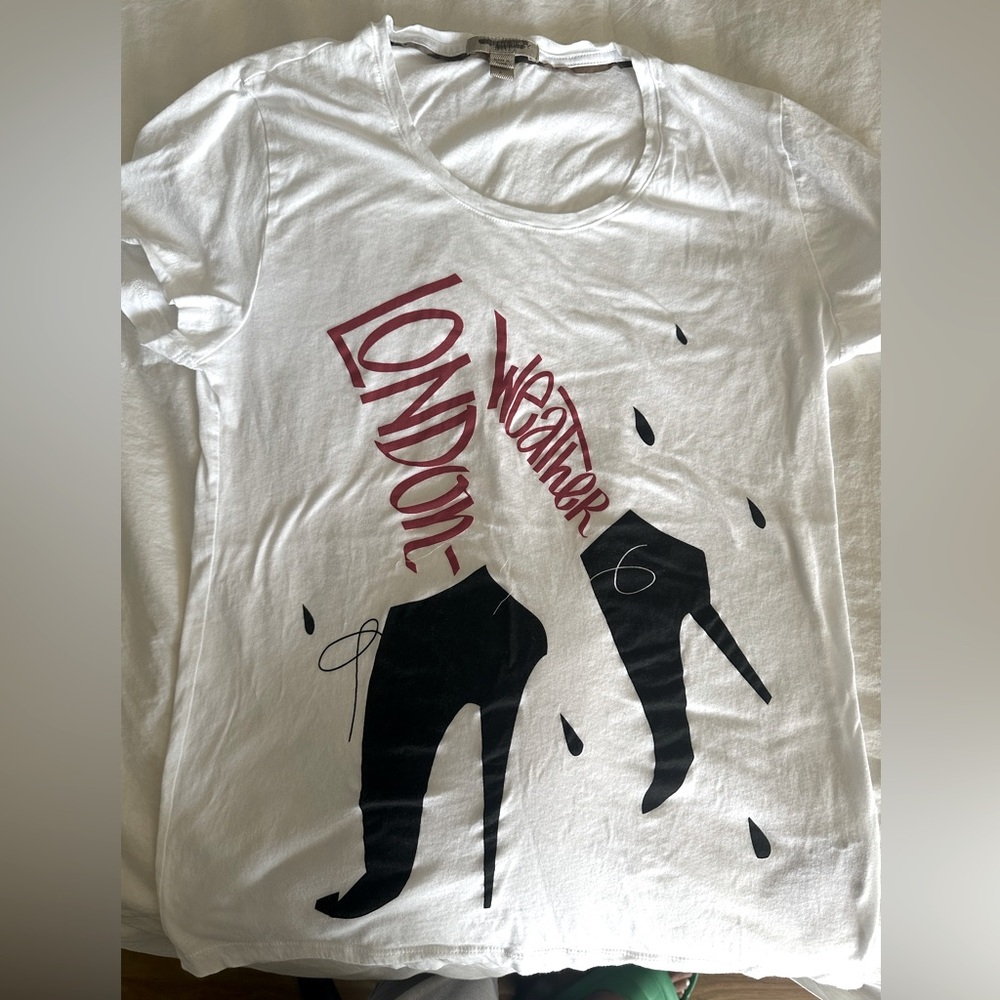 Designer Burberry women tee